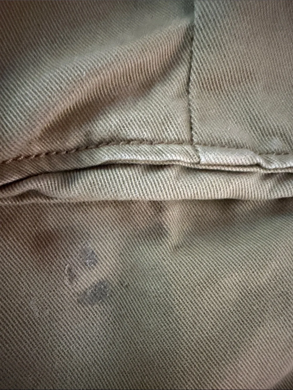 Levis close clear